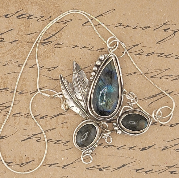 LABRADORITE GARDEN PENDANT HANDMADE IN STERLING SILVER METAL W STERLING CHAIN - Picture 4 of 5